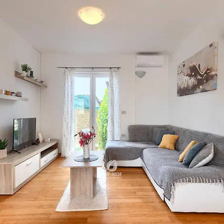 Σπίτι διακοπών Comfortable House With Private Swimming Pool