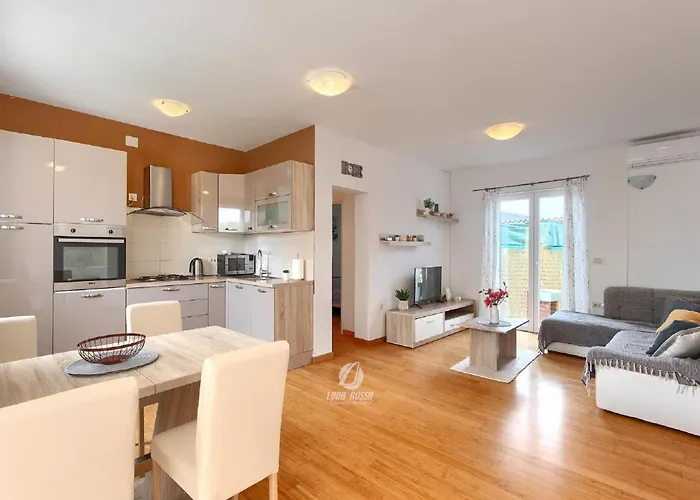 House In Iki I With Pool And Gym *