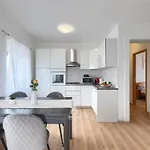 Holiday home House In Iki I With Pool And Gym Pula